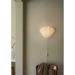 Watt & Veke Anna vägglampa S, cotton white
