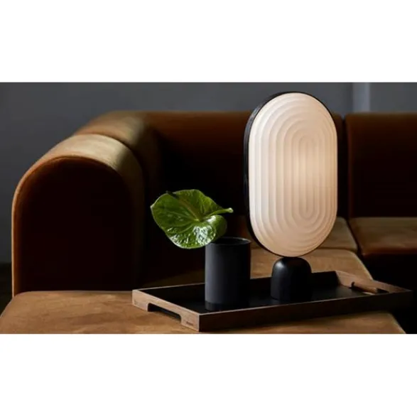 Le Klint ARC bordslampa, vit/svart 40cm