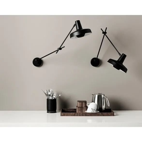 Grupa Arigato vägglampa, vit 70cm