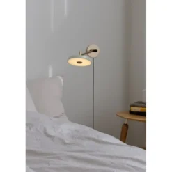 Umage Asteria vägglampa lång, Nuance Olive