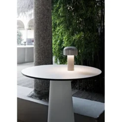FLOS Bellhop bordslampa, grå 21cm