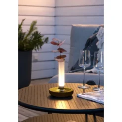 Konstsmide Biarritz bordslampa, guld/frostad vas