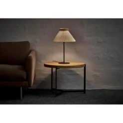Le Klint Bordslampa LK334T Buttermilk