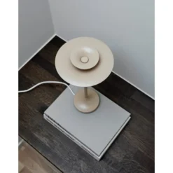Belid Bordslampa Picasso, nougat 35cm