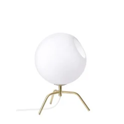 Co Bankeryd BUG 20 bordslampa, mässing/vitt glas
