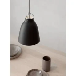 Fritz Hansen Caravaggio P1 taklampa, mattsvart 16,5cm