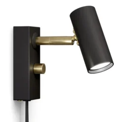 Belid Cato vägglampa flat svart/mässing single