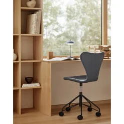 Fritz Hansen Clam Portabel bordslampa Dusk Blue