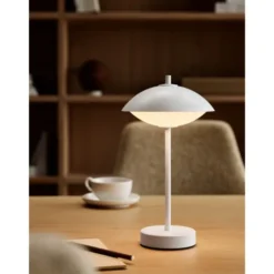 Fritz Hansen Clam Portabel bordslampa White