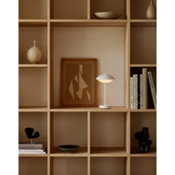 Fritz Hansen Clam Portabel bordslampa White