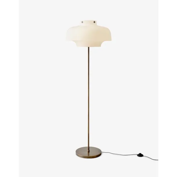 &tradition Copenhagen SC14 golvlampa, opal 150cm