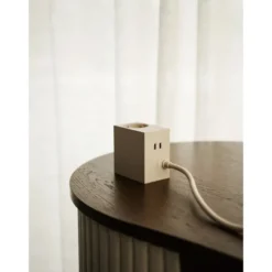 Kord Cuboid+ grenuttag USB-C - Pearled Ivory