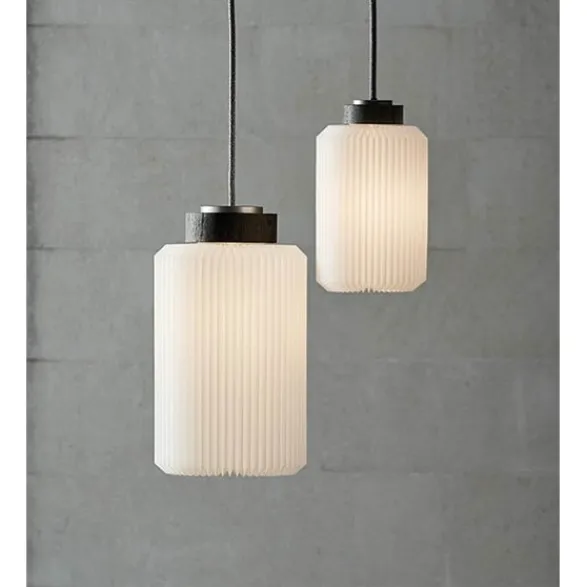 Le Klint Cylinder 182 pendel medium, vit/svart