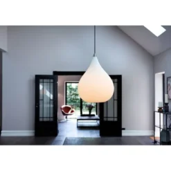 Halo Design DROPS Pendel opalglas/alu Ø38