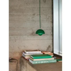 &tradition Flowerpot Pendant VP10, Signal Green 16cm