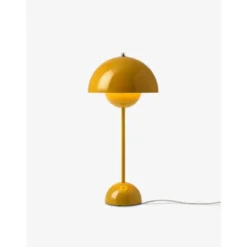 &tradition Flowerpot VP3 bordslampa, senapsgul 50cm