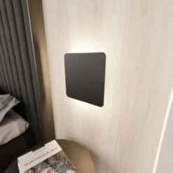 STHLM Design Studio FORM 1 Vägglampa, Svart
