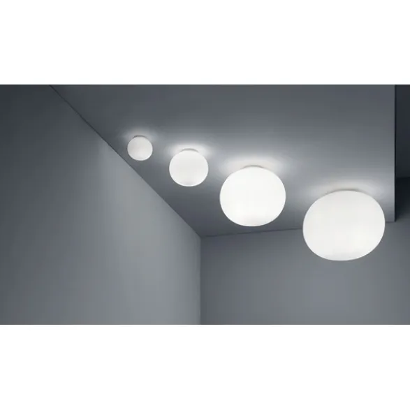 FLOS Glo-ball zero tak/vägg, opalglas 19cm