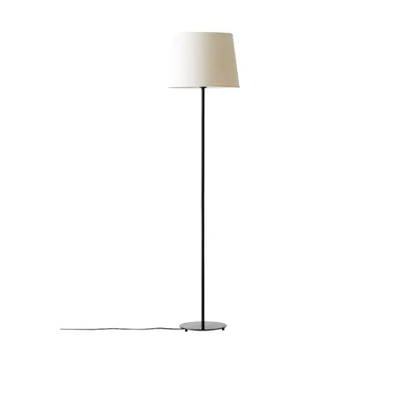 Qvist Studio Golvlampa Qvist 402, Black 131cm