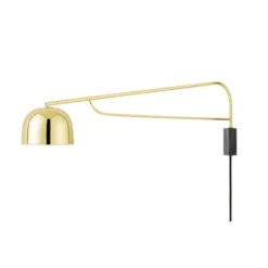 Normann Copenhagen Grant vägglampa, mässing 111cm