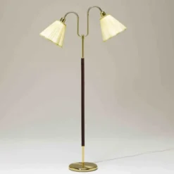 Armaturhantverk Gripsholm golvlampa, mässing/mahogny 145cm