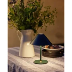 Halo Design Hygge portabel bordslampa Mörkgrön Ø19