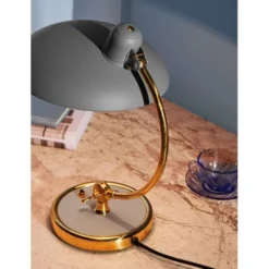 Fritz Hansen Kaiser Idell Luxus Bordslampa, Easy grey/brass