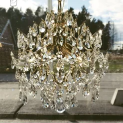 Norrsken Design Kristallkrona Kate Guld 34cm