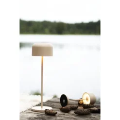 Konstsmide Lille bordslampa usb 2200K/2700K dimbar Sand