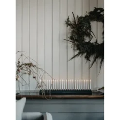 Alde & Lind Ljusstake Jokkmokk L75 svart inkl 24 ljus o fjärrkontroll