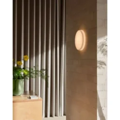 Muuto Looped tak-/vägglampa, vit IP44