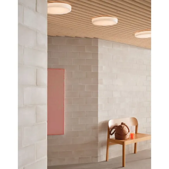 Muuto Looped tak-/vägglampa, vit IP44