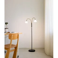 Halo Design Lucid LED-golvlampa 2 L Opal-Antik