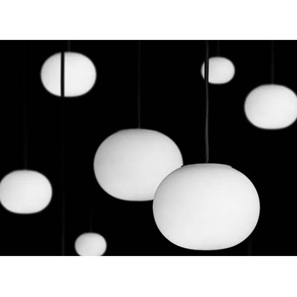 FLOS Mini Glo-ball suspension taklampa, opalglas 11,2cm