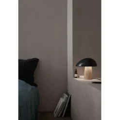 Fritz Hansen Night Owl bordslampa, Midnight blue/ash