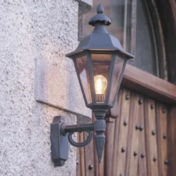Konstsmide Pallas vägglykta upp, svart 60,5cm