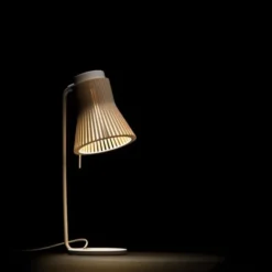 Secto Design Petite bordslampa, vit 56cm