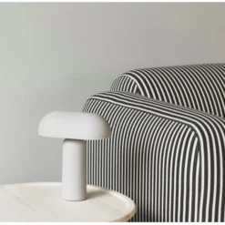 Normann Copenhagen Porta Bordslampa Grå
