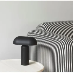 Normann Copenhagen Porta Bordslampa Svart