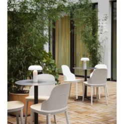 Normann Copenhagen Porta Bordslampa Vit