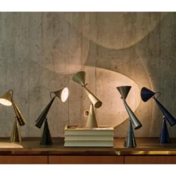 Tom Dixon Pose Task Bordslampa Silver
