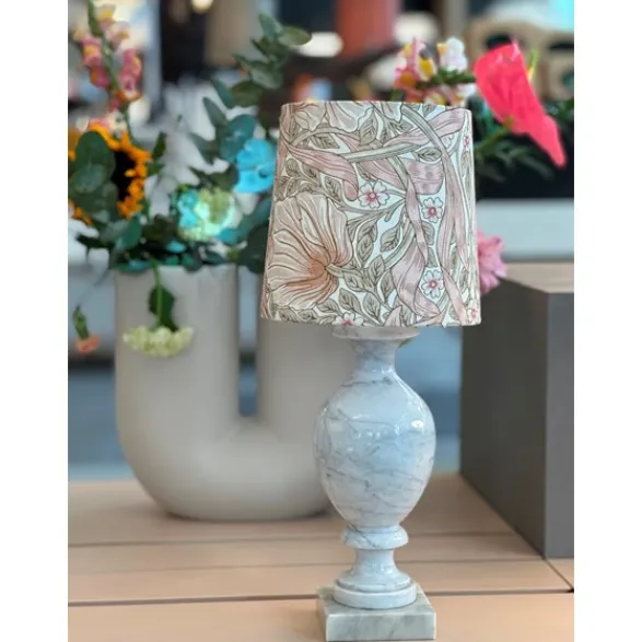 Vintage by Bright 1-2-3 Priscilla lampfot, marmor