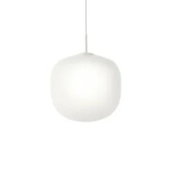 Muuto Rime pendel, vit/opal 37cm