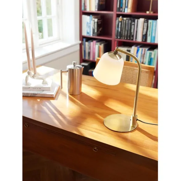 Halo Design Room 49 bordslampa Opal / Antik mässing
