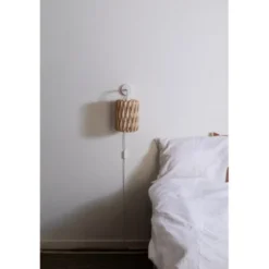 Pilke Signature 18 Vägglampa Björk