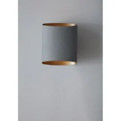 Belid Sinne G9 vägglampa, betongstruktur/mässing