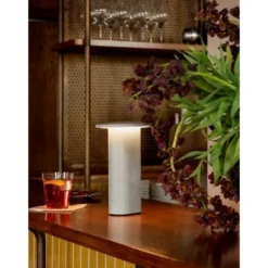 Fritz Hansen Solae portabel bordslampa, White