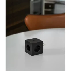 Avolt Square 2 USB/grenuttag, Stockholm Black