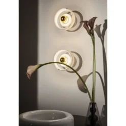 Tom Dixon Stone vägglampa LED, vit marmor/mässing