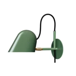 Örsjö Belysning Streck Vägglampa med kabel, Tallgrön/mässing